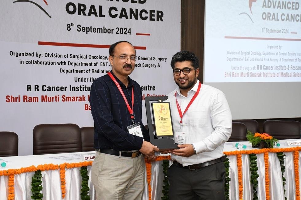 Dr. Sandeep Ramawat felicitated at CME on Locally Advanced Oral Cancer, SRMS IMS Bareilly